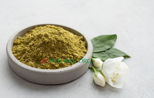 why henna is good for hair ?